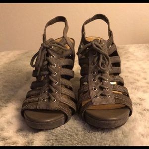 Antonio Milano 3 1/2” heels 👠